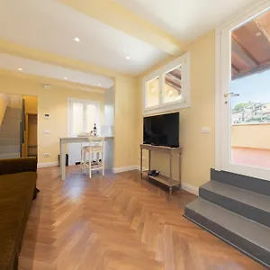 https://algila-firenze-luxury-apartments.it-tuscanyhotel.com