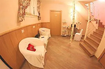 Bombyx Inn Bérgamo 2*,  Italia